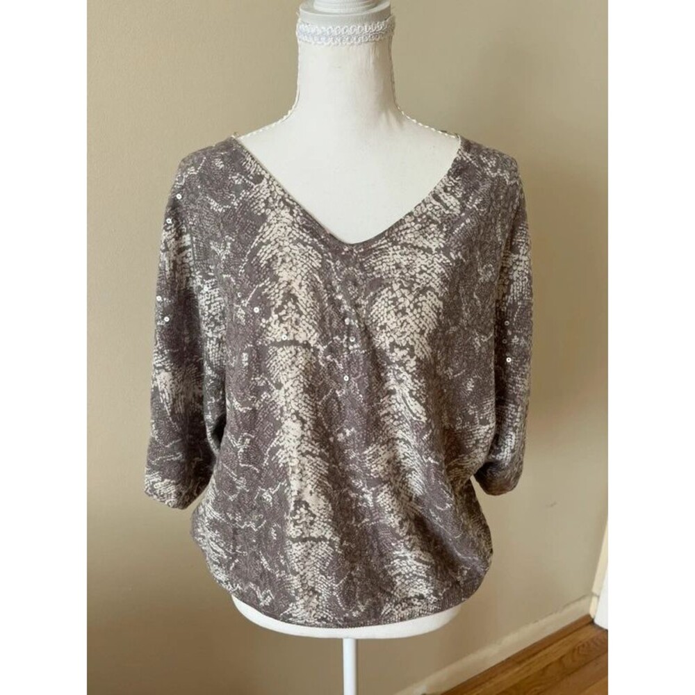 Snake skin print v neck sweater